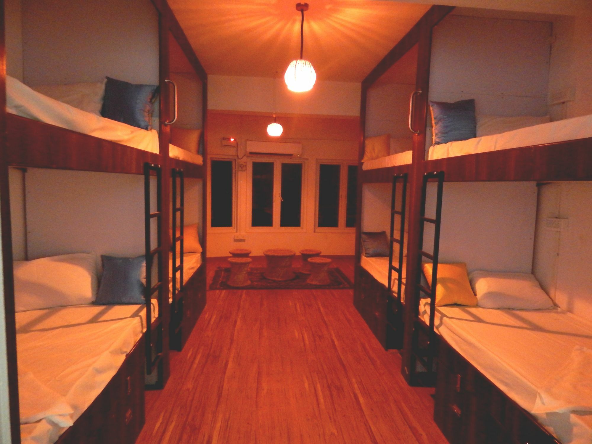Backpackers Inn Chennai Exterior photo